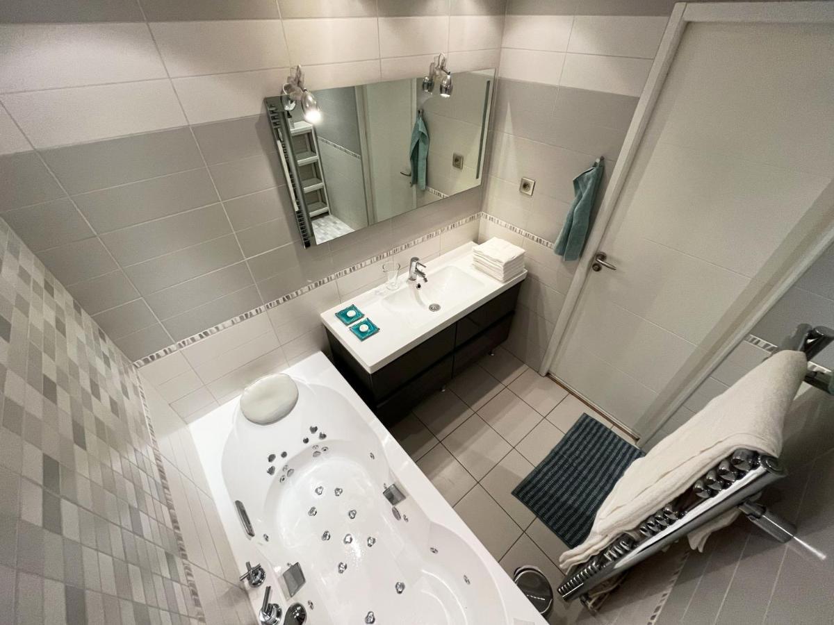 Appartement 84M² Avec 2 Parkings Privatifs Вилньов Любе Екстериор снимка
